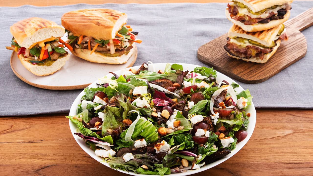 Mendocino Farms, un restaurante surgido en California pero que ha llegado con 5 establecimientos en el área de Houston. Aseguran que toda persona que entre será "tratada como de la familia".