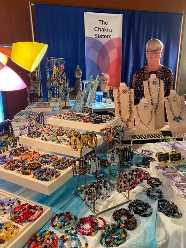 <b><a href="https://www.bmse.net/bmseweb/event/eventhome.php?eid=382" target="_blank">Body Mind Spirit Expo (26 y 27 de febrero)</a></b>: La celebración de Body Mind Spirit presenta un festival de vida holística con presentaciones en vivo con música entretenida, baile y presentaciones. Luego, se podrá hablar con psíquicos y médiums del país, también podrá encontrar recursos en salud alternativa, herramientas, productos y bienestar.