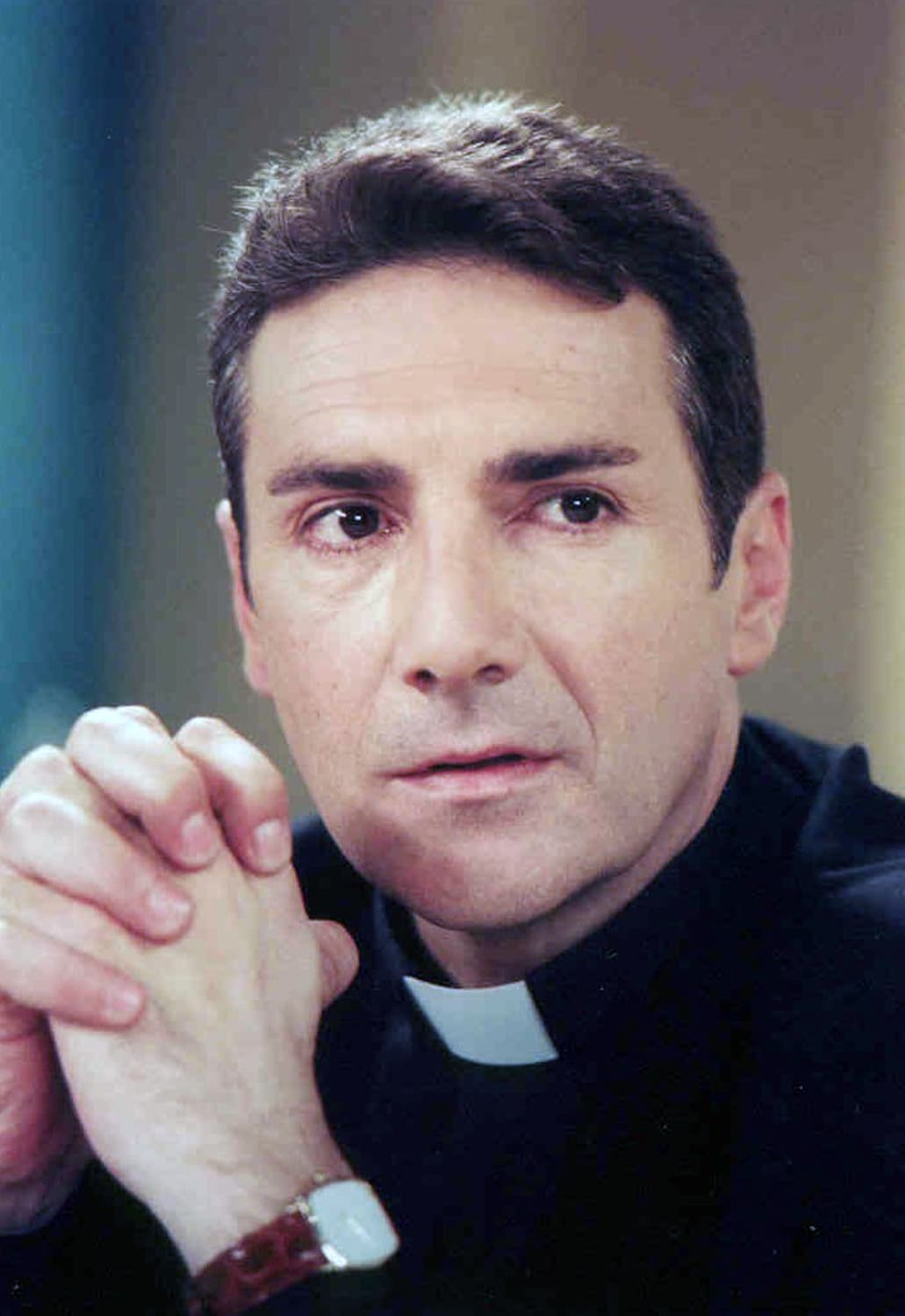 Después de "Simplemente María" siguió actuando y lo disfrutamos en telenovelas como "María la del Barrio", "Rosalinda" y "Cómplices al Rescate".