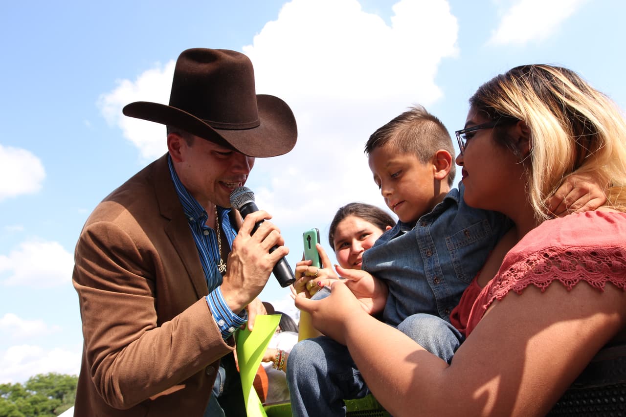 Tremenda fiesta mexicana con los colores, sabores y olores de nuestra tierra.