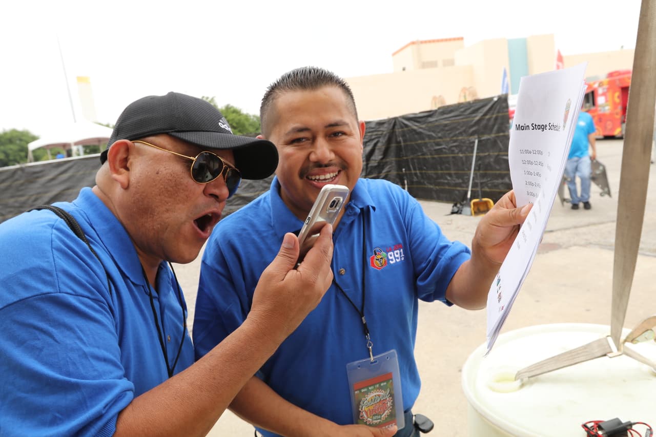 Tremenda fiesta mexicana con los colores, sabores y olores de nuestra tierra.