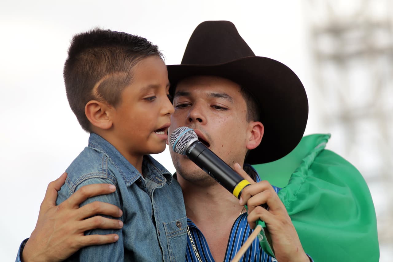 Tremenda fiesta mexicana con los colores, sabores y olores de nuestra tierra.