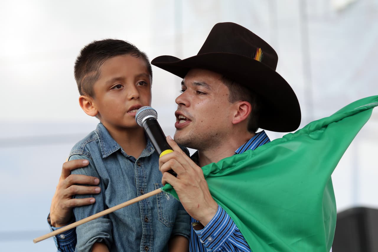 Tremenda fiesta mexicana con los colores, sabores y olores de nuestra tierra.