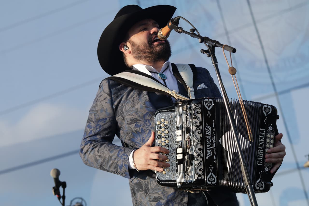 Tremenda fiesta mexicana con los colores, sabores y olores de nuestra tierra.