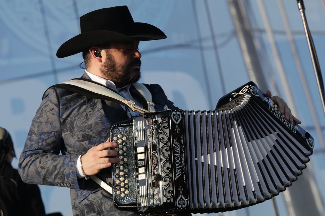 Tremenda fiesta mexicana con los colores, sabores y olores de nuestra tierra.