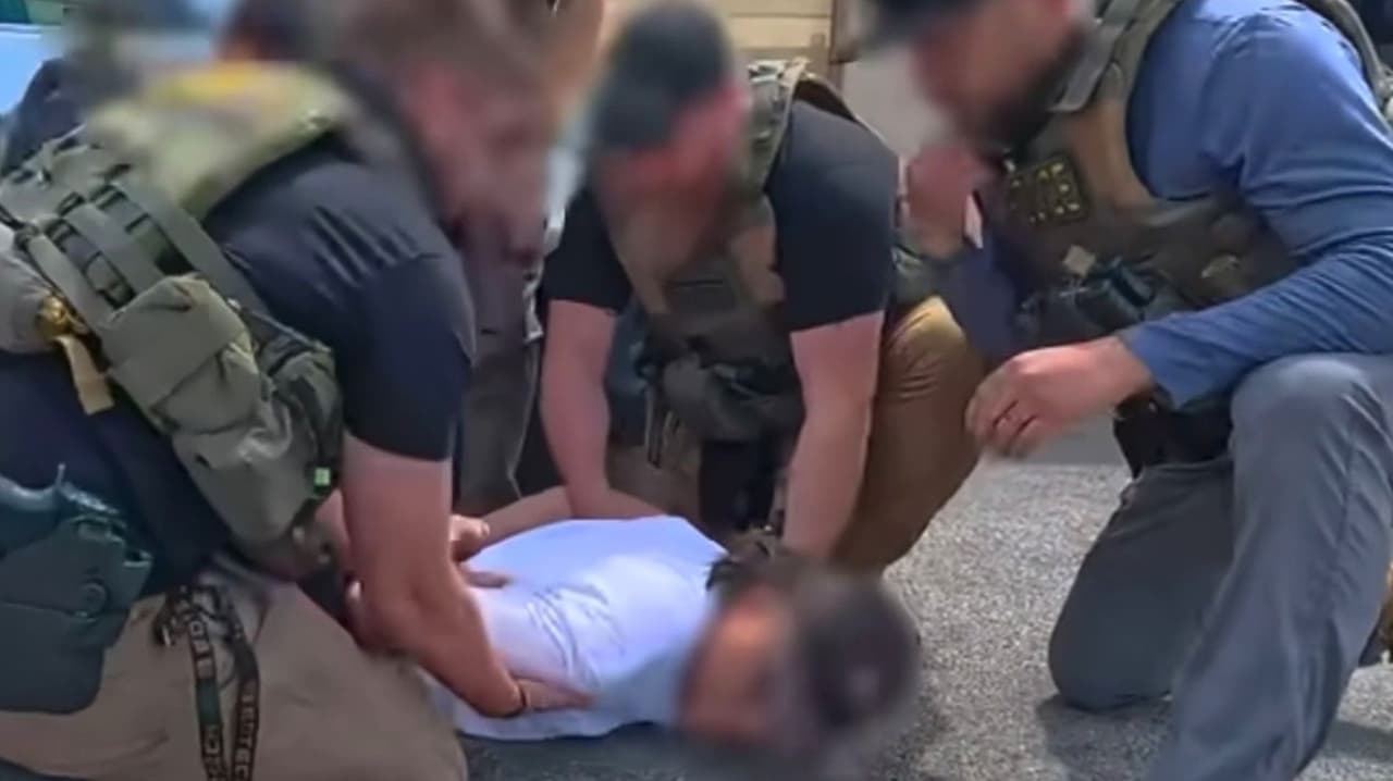Ciudadanos estadounidenses demandan a ICE por presuntas detenciones violentas