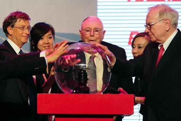 En su estancia en Beijing los empresarios asistieron al lanzamiento de vehículos eléctricos BYD M6.