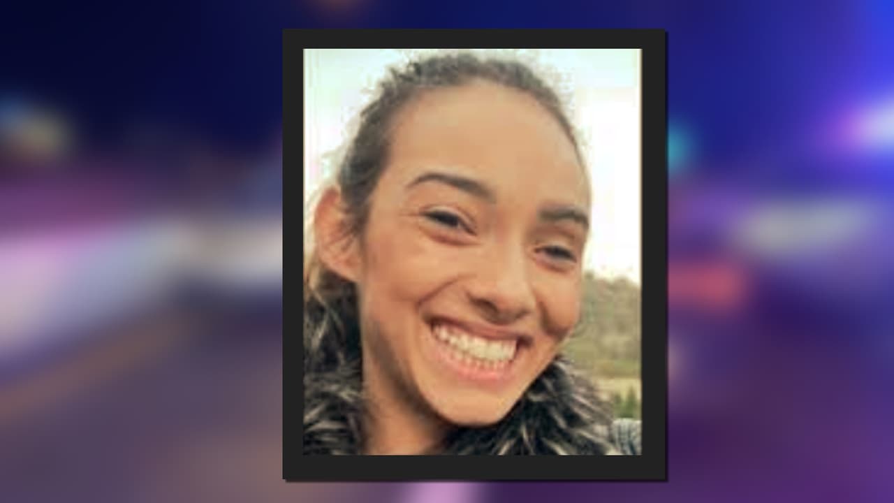 Identifican a mujer que causó choque mortal por conducir en sentido contrario