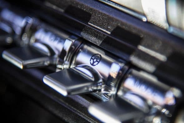 Dentro del Ford Mustang 2015 encontramos detalles inspirados en el modelo original.