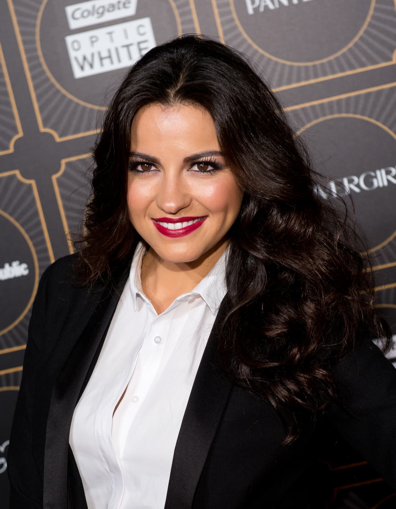 A Maite también le fascina dar a su mirada mucha fuerza con tonos oscuros y marcados.