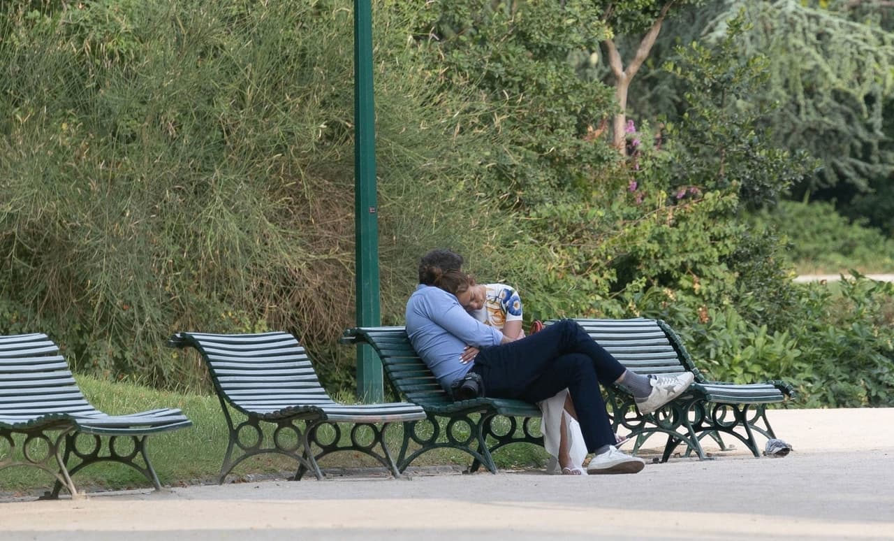 Han paseado por la ciudad con sus hijos, caminando por el distrito de Marais y la Rue des Rosiers, hasta el Centro Pompidou. 
<br>