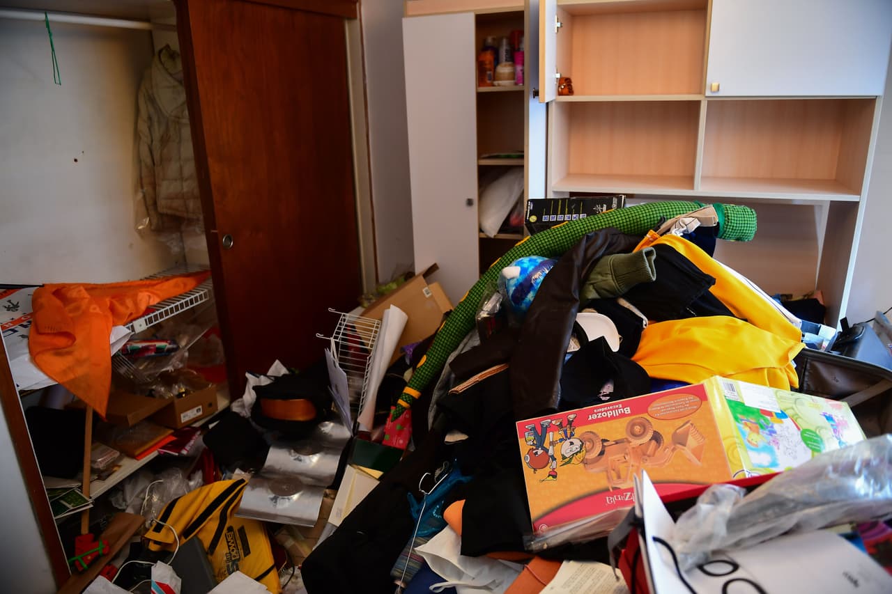 Cuando terminaron el allanamiento y se llevaban a Marrero, él pudo decirle al diputado Vergara que le "sembraron dos fusiles y una granada" en su vivienda.