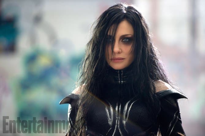 La revista
<i>Entertainment Weekly</i> tiene la exclusiva de las
<a href="http://ew.com/movies/2017/03/08/thor-ragnarok-exclusive-first-look-cover/">primeras fotos de la anticipada cinta de Marvel 'Thor: Ragnarok</a>', en donde Cate Blanchett interpreta a la villana Hela.