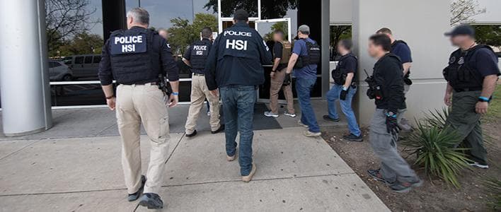 ¿Cuáles son los inmigrantes que son prioridad de deportación tras los cambios en ICE?