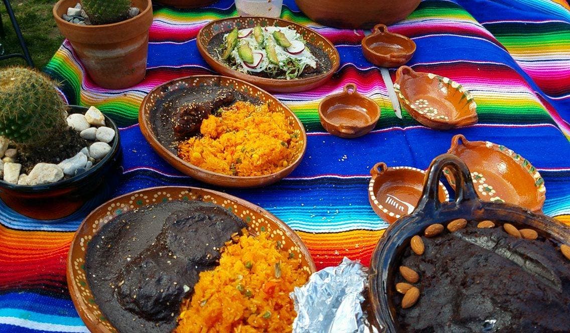 Las cinco familias participantes presentaron una decena de moles.