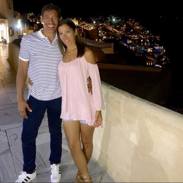 ¡Espléndida panorámica! hasta parecen recién casados.