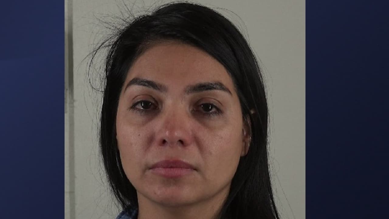 Arrestan en Arlington a sospechosa de asesinato capital 14 años después del crimen