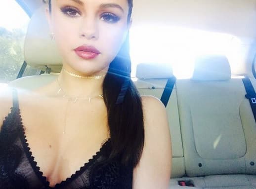 "Reconozco que hay ocasiones en que me veo de 16 años, y eso no está bien, porque me gustaría salir con hombres mayores", dijo 'Sel'.