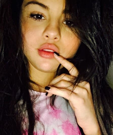 Es de las pocas famosas que tiene bien ubicado que sin sus fanáticos, su carrera no sería la misma.