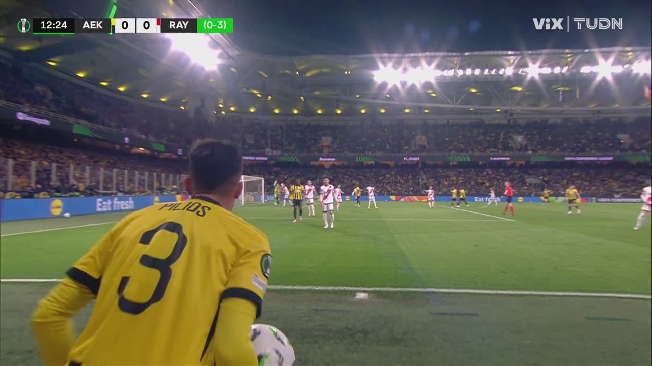 ¡AEK Athens se mete al partido! Gol de Zini enciende la remontada