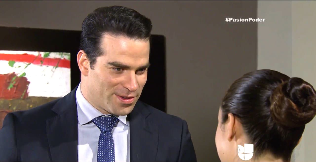 En Pasión y Poder, Erick está decidido a arrebatarle su bebé a Consuelo, así que no se tocó el corazón y secuestró a su propio hijo.