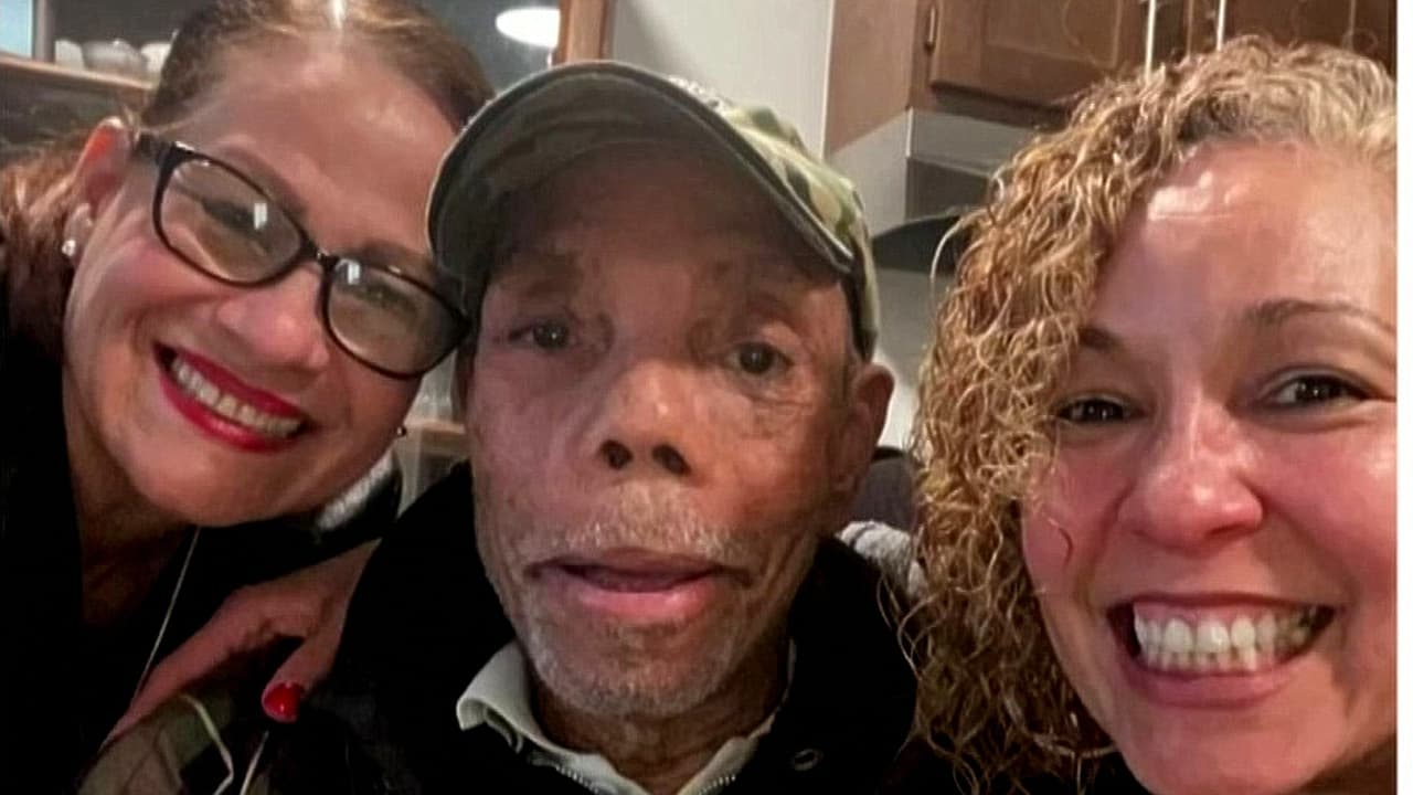 "Abrir ese ataúd y encontrar a otra persona fue un shock": Familia hispana demanda a funeraria tras recibir un cuerpo equivocado