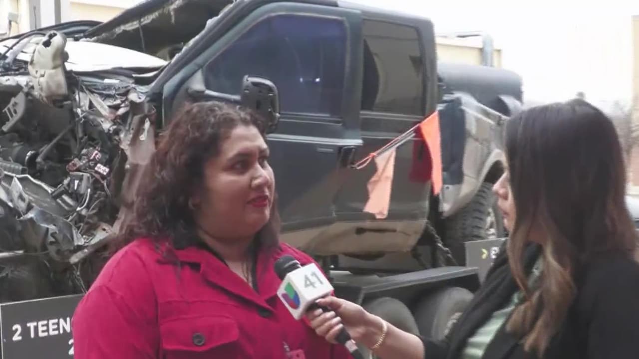 La campaña “Teen Click IT or Ticket” busca concientizar a los jóvenes sobre la importancia del uso del cinturón y es que según cifras del Departamento de Transporte de Texas el 45 % de los adolescentes muertos en accidentes no usaban cinturón de seguridad en 2021.