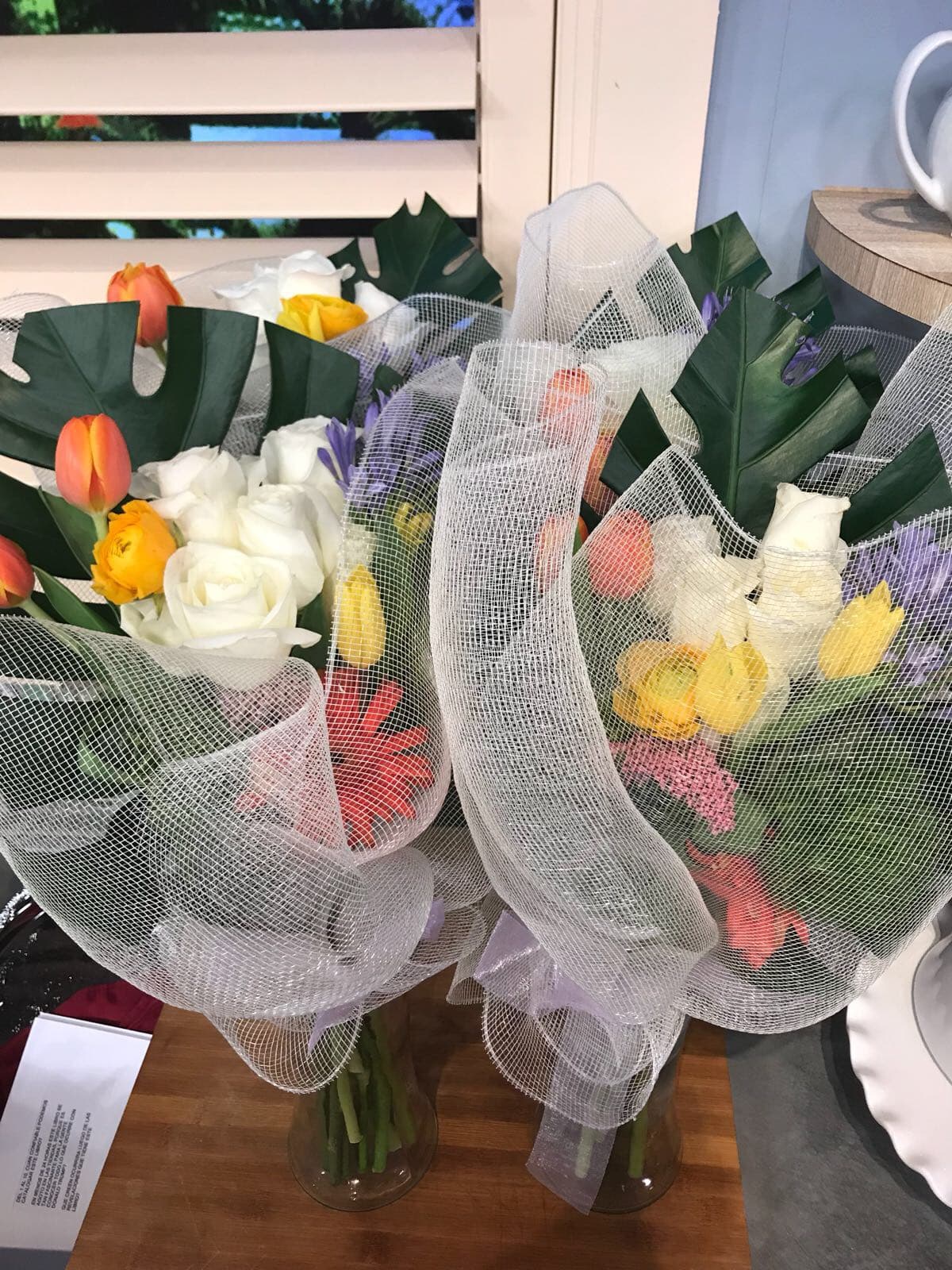 Las flores que llegaron a primera hora fueron un adelanto de que algo muy bello estaba por venir.