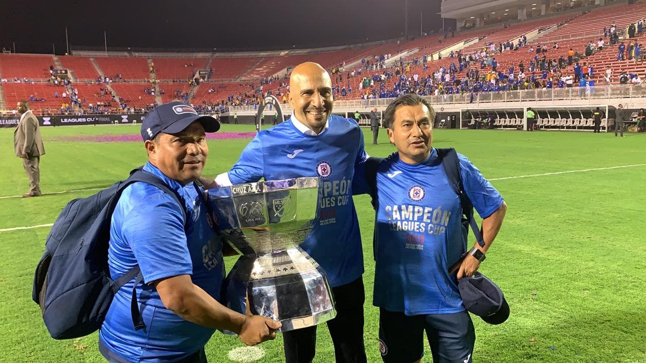 En su primera edición, los cementeros consiguen coronarse derrotando 2-1 a Tigres.