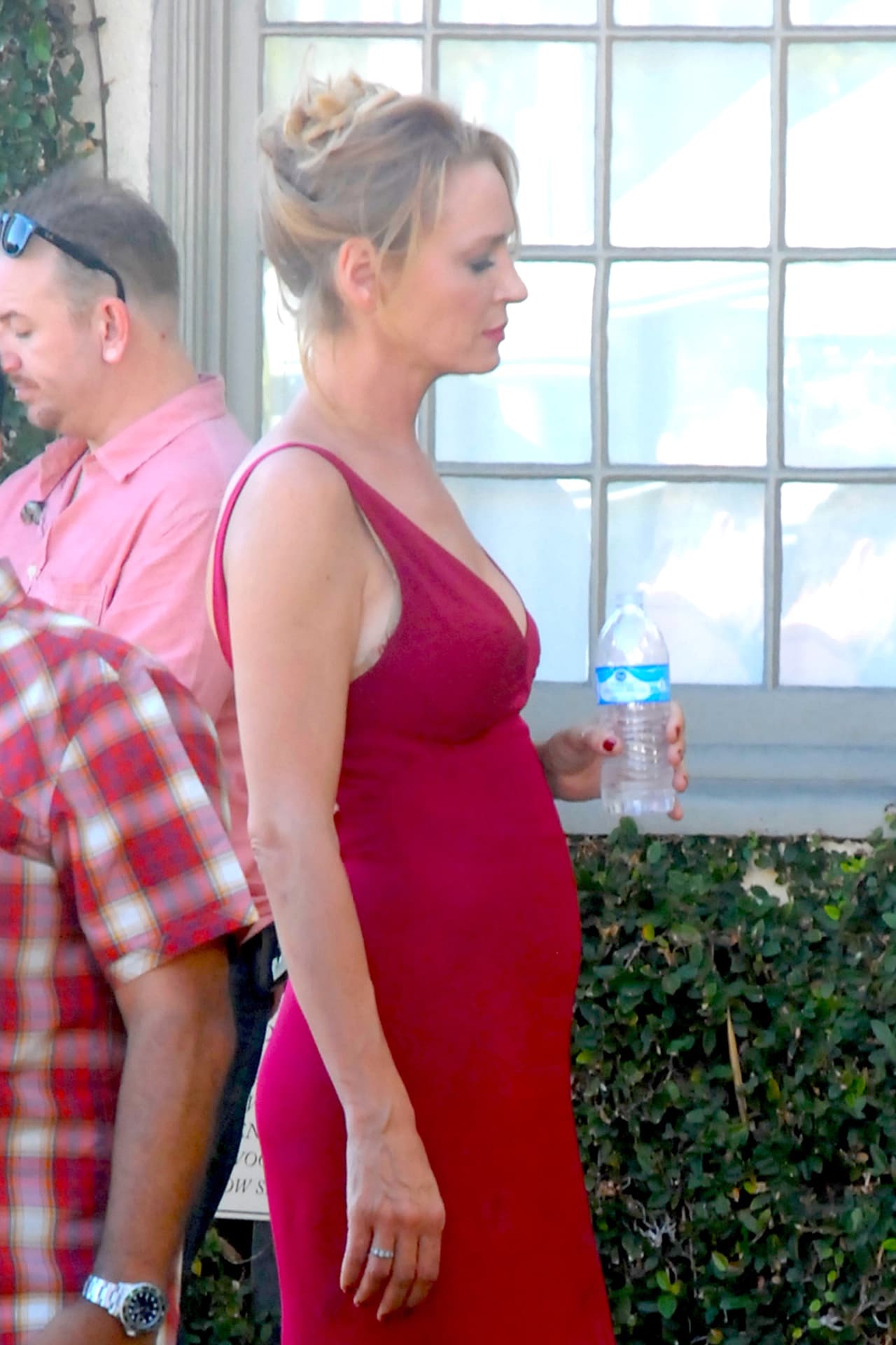 Es que la atraparon en pleno 'relax', sin sumir la pancita...