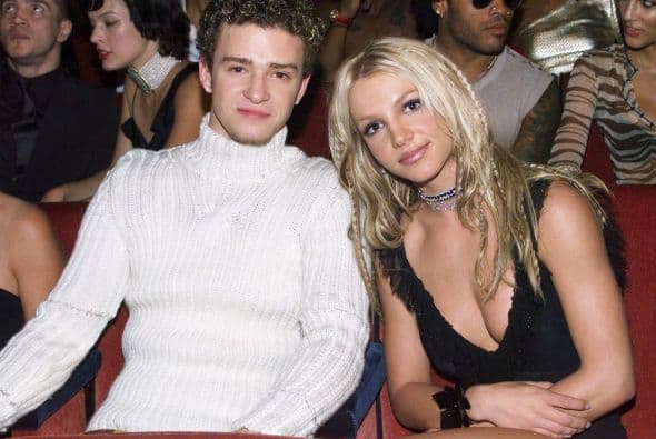 Contó que permitió que su hija y Justin Timberlake durmieran juntos cuando ella tenía 16 años. "Pensaba que era bueno para ella", dijo en el libro. 
<br>