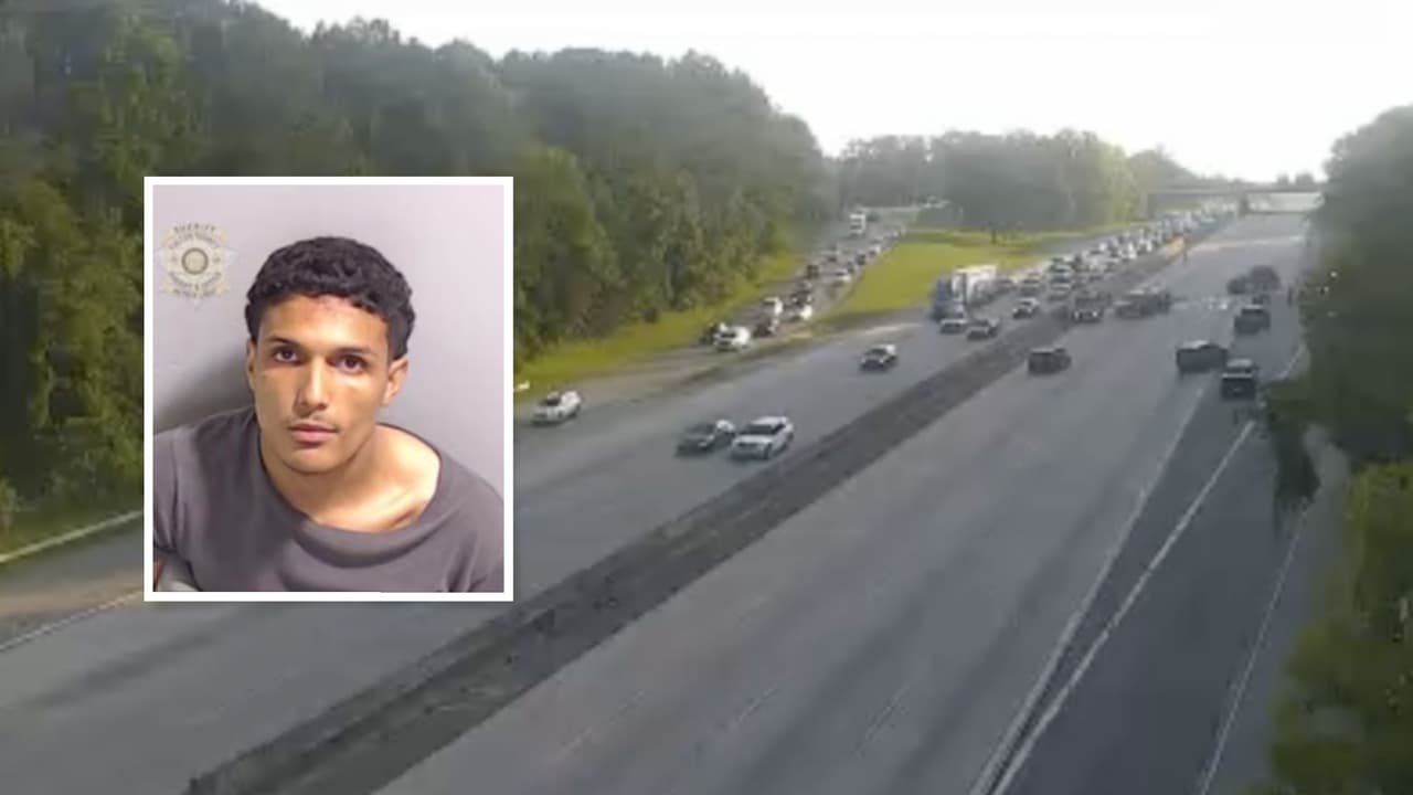 Identifican a las dos personas que murieron en accidente de tránsito en la GA 400 en Roswell; hay un detenido