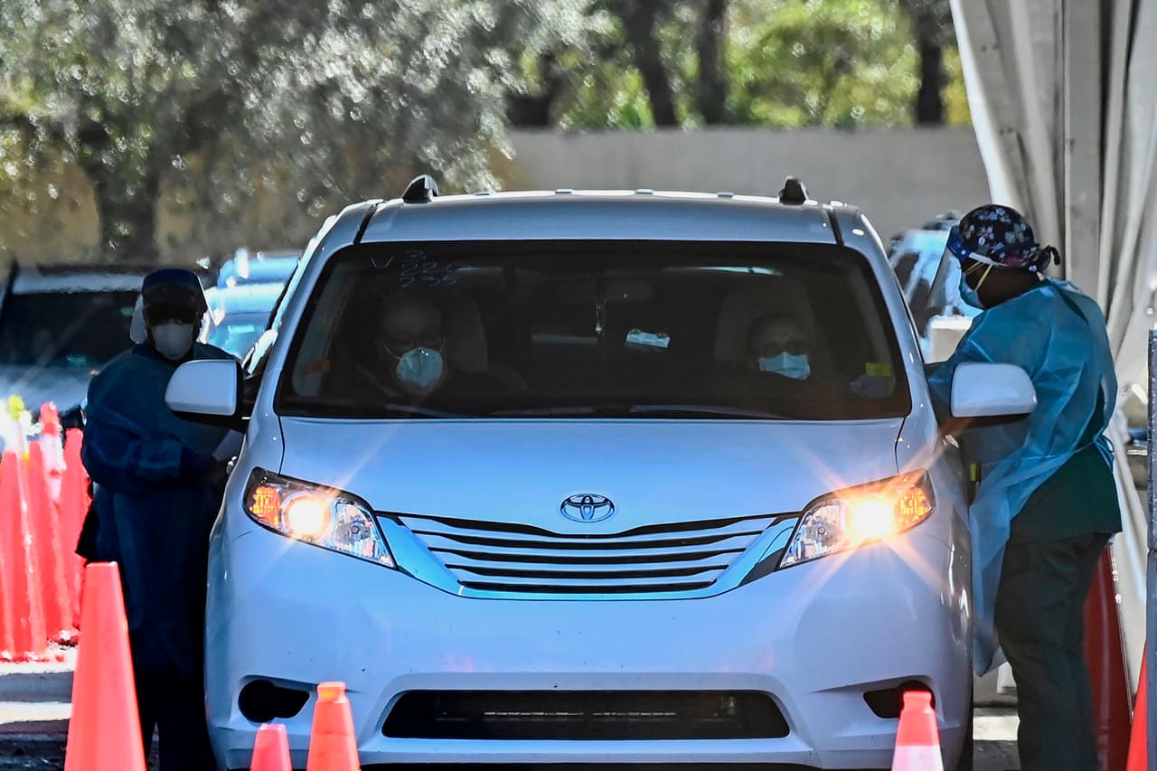 Florida registra 4,690 nuevos casos de coronavirus y 98 muertes