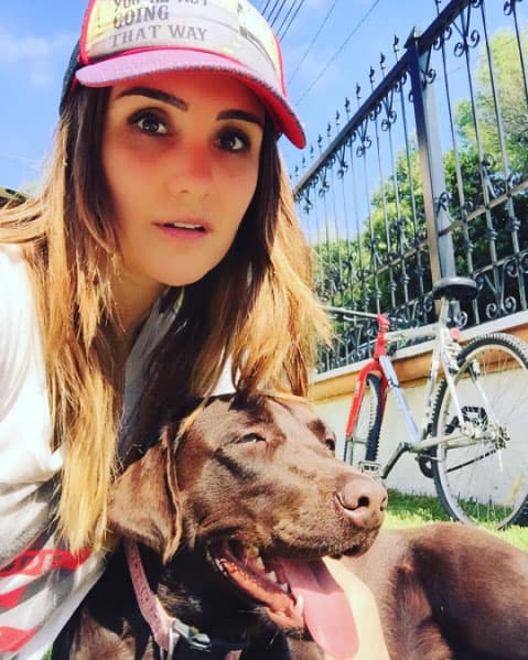 Dulce María tiene una linda amiga que se llama Triana.