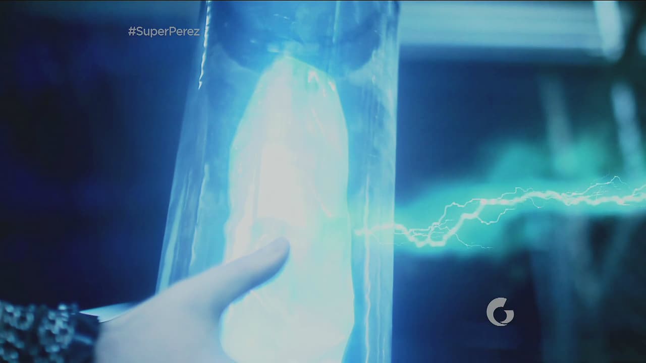 ¿De dónde proviene, de quién es ese cristal, qué poder tiene, qué pasará?