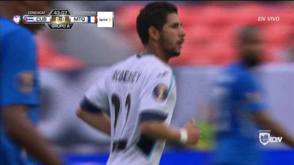 Tiro de esquina para Cuba