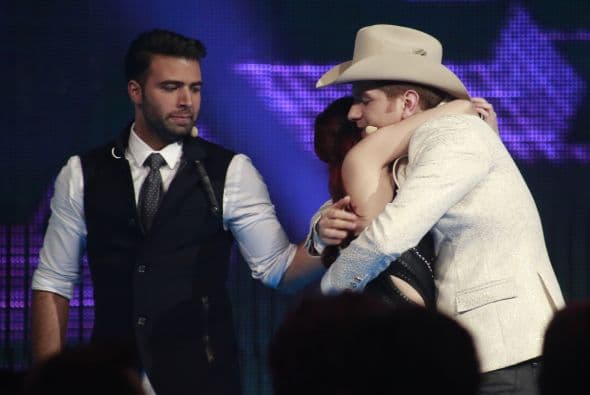 Así que desde ahora nos quedamos solamente con Jencarlos y Dulce María. ¡Gracias, Dasa!