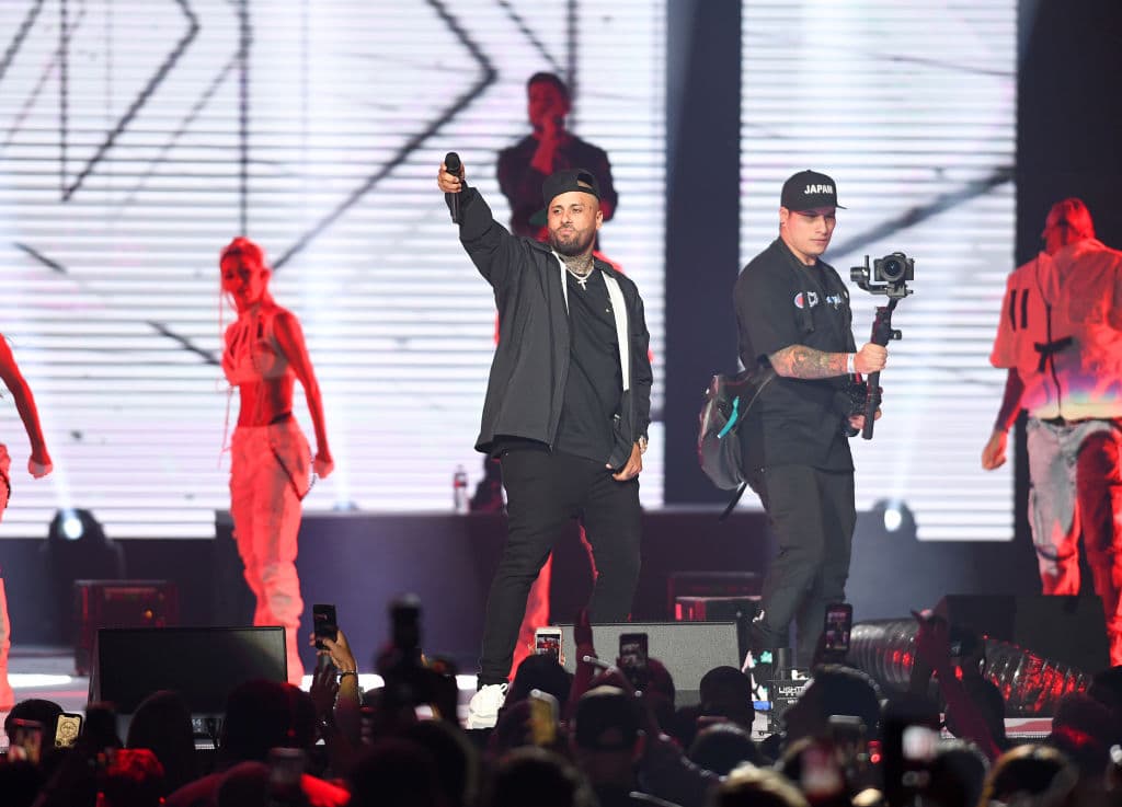 Esta nueva cinta relata la historia de unos jóvenes que venden zapatos exclusivos a cambio de miles de dólares.
<br>