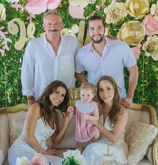 Con la llegada de esta bebé, cuyos padrinos de bautizo son Arath de la Torre y su esposa Susy Lu, la vida de Naidelyn y David cambió radicalmente.