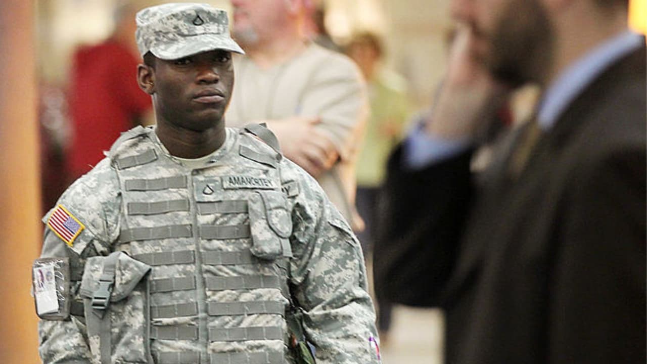 Llegan 200 militares a Florida para ayudar con tareas migratorias: ¿qué harán en centros de ICE?