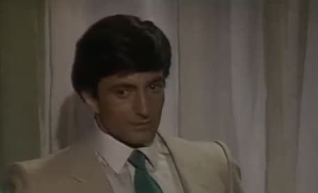 Tony apareció con un papel importante por primera vez en la telenovela 'Pasiones encendidas' en 1978, producción de Ernesto Alonso.