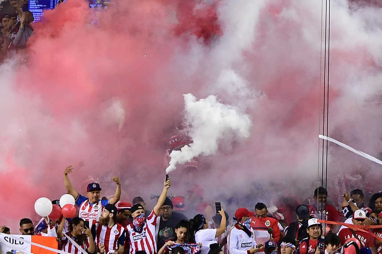 Empate sin goles entre Chivas y América en Estados Unidos.