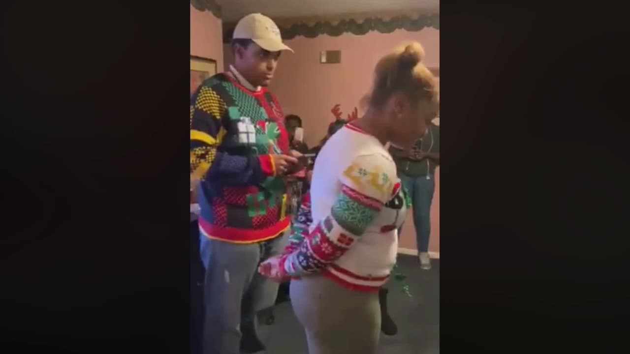 Aprovecha la cena de Navidad para hacer una propuesta de matrimonio