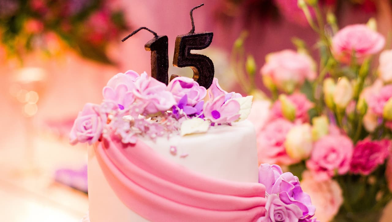 Tras pagar más de 40 mil dólares, quinceañeras se quedan en limbo tras muerte de planificadora de fiestas