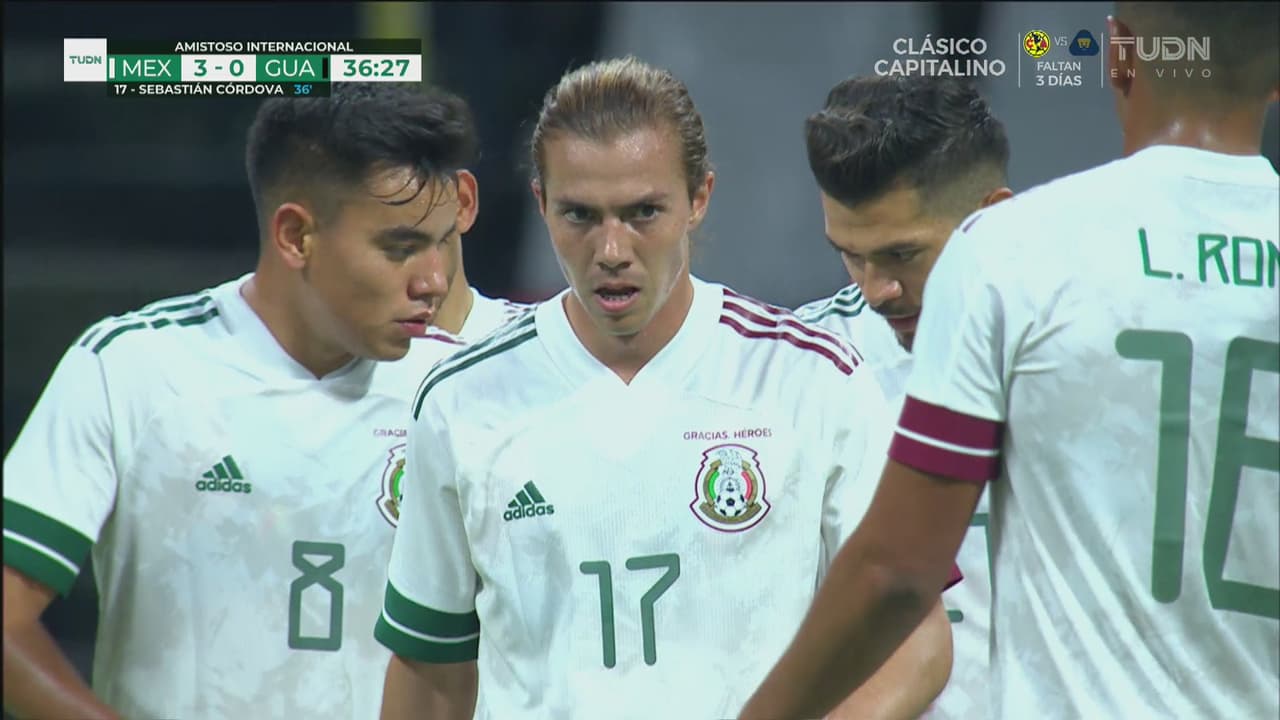 ¡Cae el tercero! Córdova marca un gol más para México