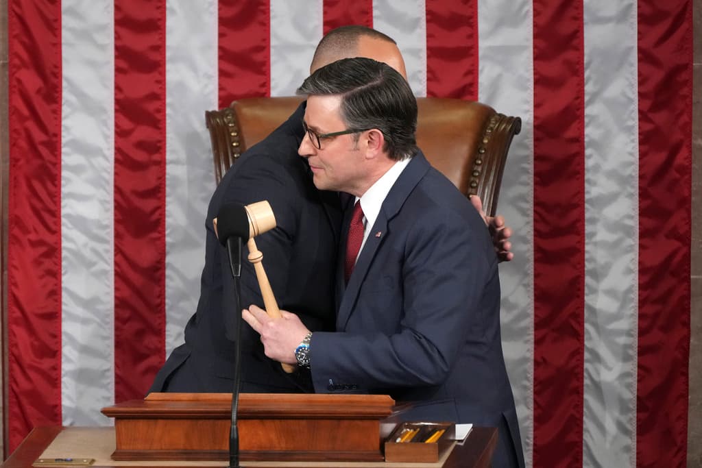 Johnson reelegido presidente de la Cámara de Representantes en estresante primer voto