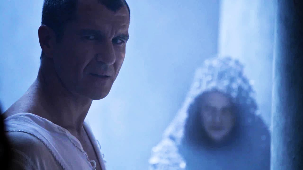 <b>Claudia</b>, la esposa de 
<b>Poncio Pilatos</b>, le pidió evitar que '
<b>El Monstruo</b>' peleara pues no era un gladiador como los otros competidores. Sin embargo, Satanás estuvo presente e impidió que el gobernador romano lo hiciera.