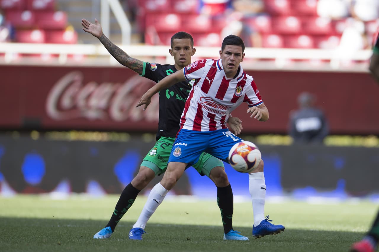 Chivas y Santos dividieron unidades en el encuentro de la Jornada 13