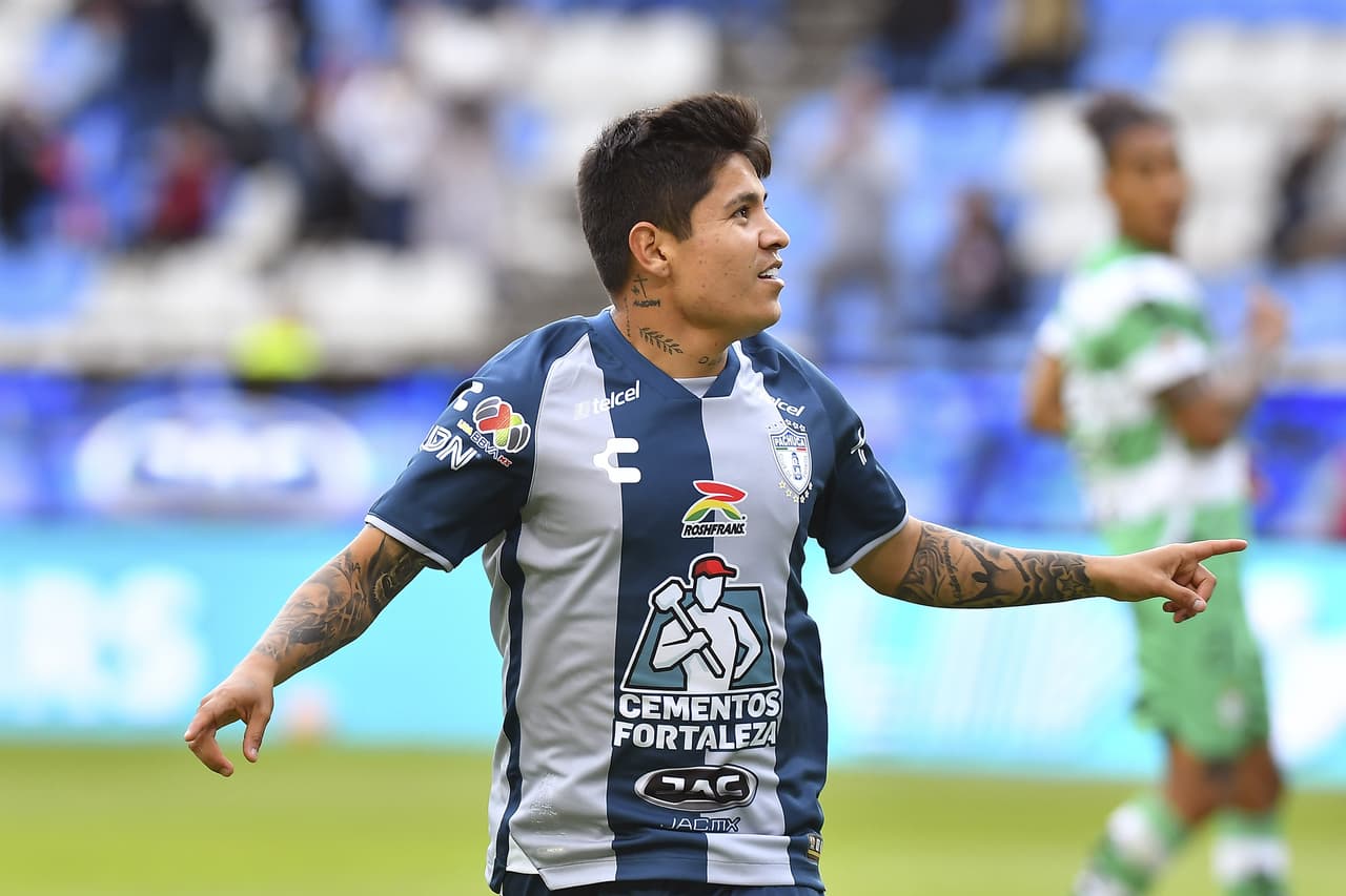 López entró de cambio y aumentó la ventaja al 77'.