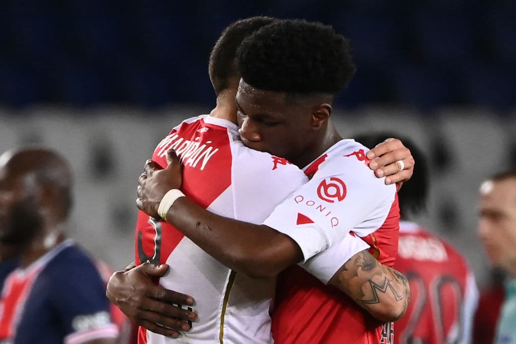 Monaco le pega al PSG y se ponen a dos puntos de los parisinos